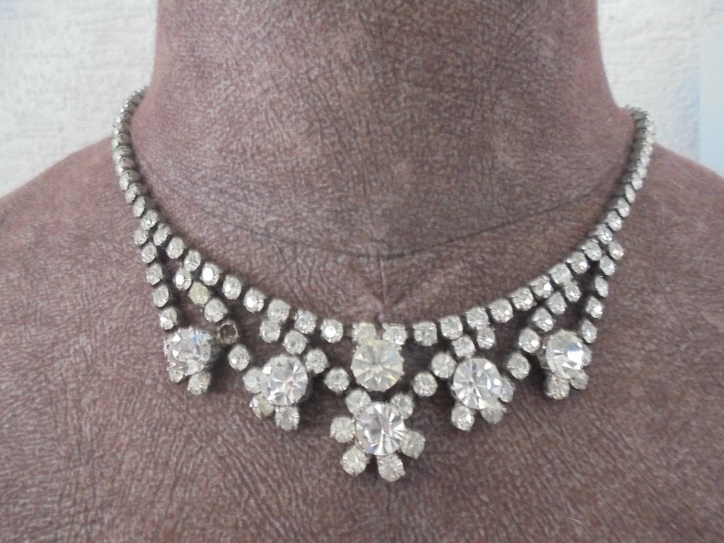 Vintage jaren ´50 ketting met strass, Overige materialen, Ophalen of Verzenden, Zo goed als nieuw, Zilver