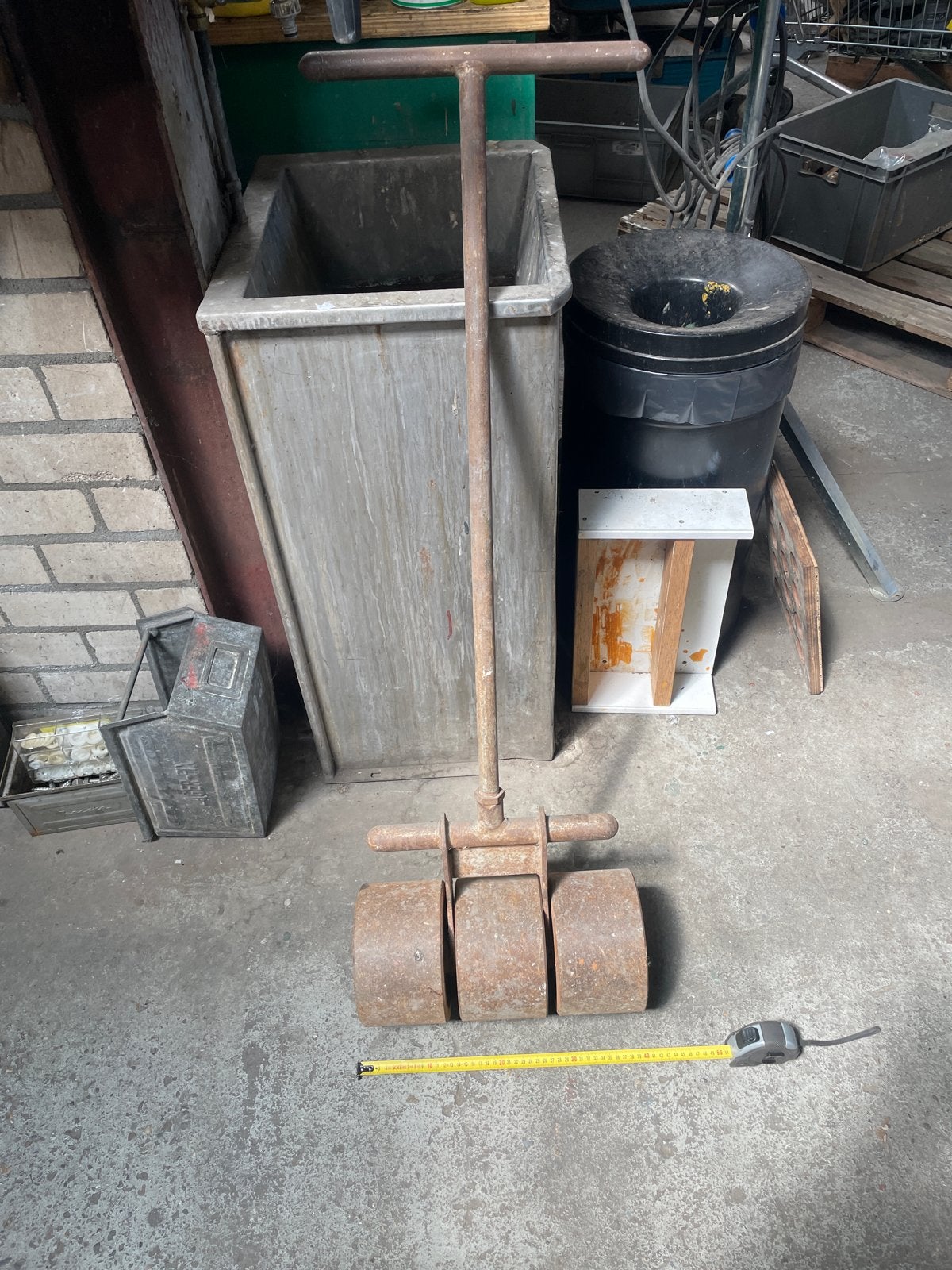 Oude wals voor oa vloeren PVC ETC - decoratief item, Tuin en Terras, Grasmaaiers, Ophalen, Gebruikt, Handgrasmaaier, 30 t/m 39 cm
