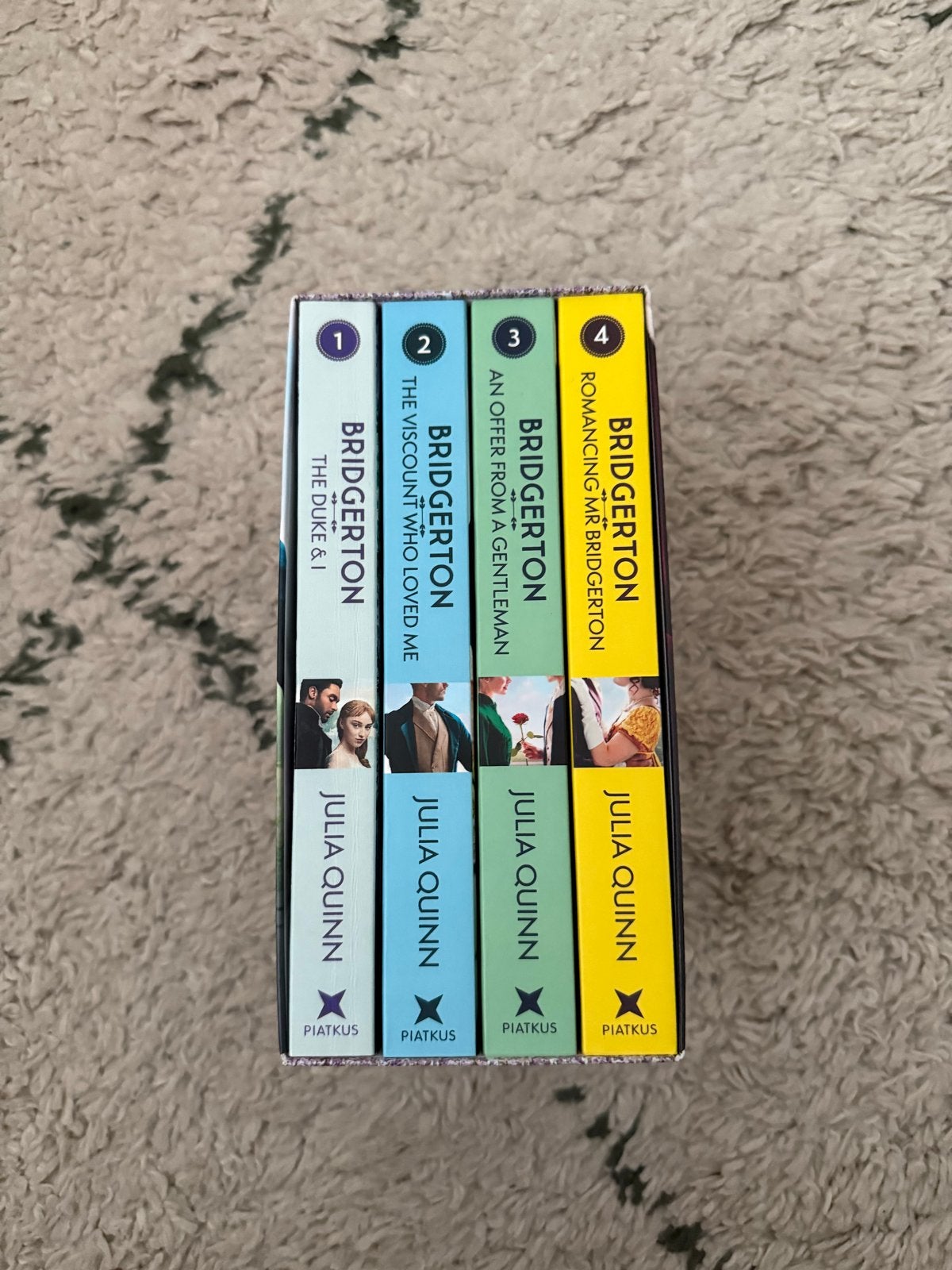 Bridgerton Collection: Boeken 1-4 - Julia Quinn (Nieuw), Boeken, Ophalen of Verzenden, Nieuw, Nederland