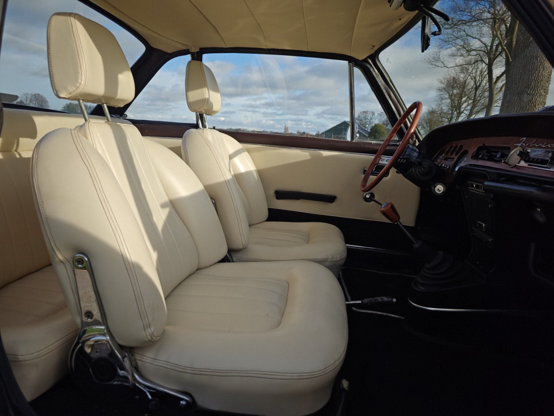 Lancia Fulvia 1.3 Serie 3 (bj 1976), Auto's, Beige, Leder, Bedrijf, Handgeschakeld