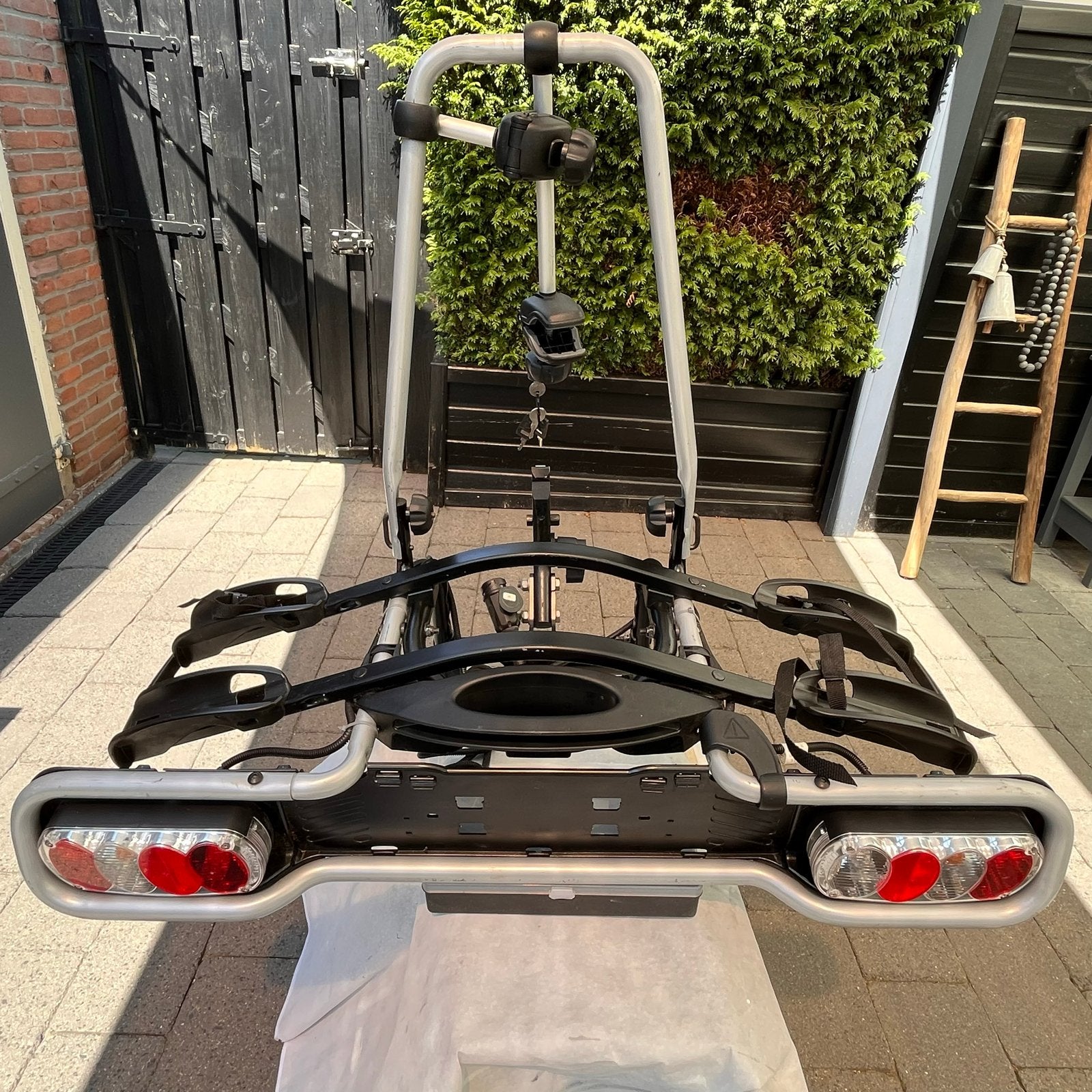 Thule Fietsendrager trekhaak met afneembare kogel, Ophalen, 2 fietsen, Gebruikt, Trekhaakdrager