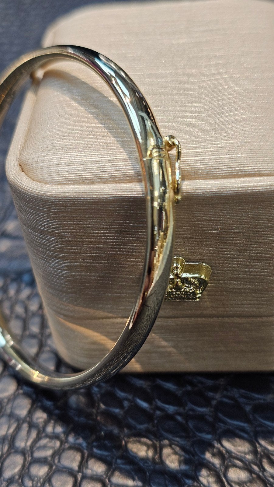 14k gouden slavenarmband 7.6 gram, Ophalen of Verzenden, Zo goed als nieuw, Goud, Goud