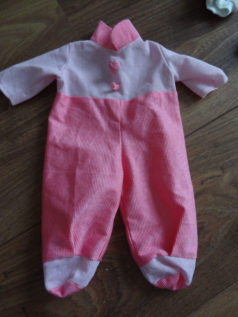 Kleertjes voor de pop, samen voor €0,50, Ophalen, Gebruikt, Kleertjes