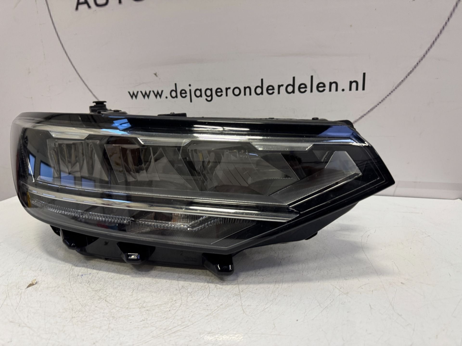 VW PASSAT 3G 3G1 FULL LED KOPLAMP RECHTS 3G1941036Q, Gebruikt, Volkswagen, Volkswagen AG, Berliner Ring 2
38440  Wolfsburg, DE
