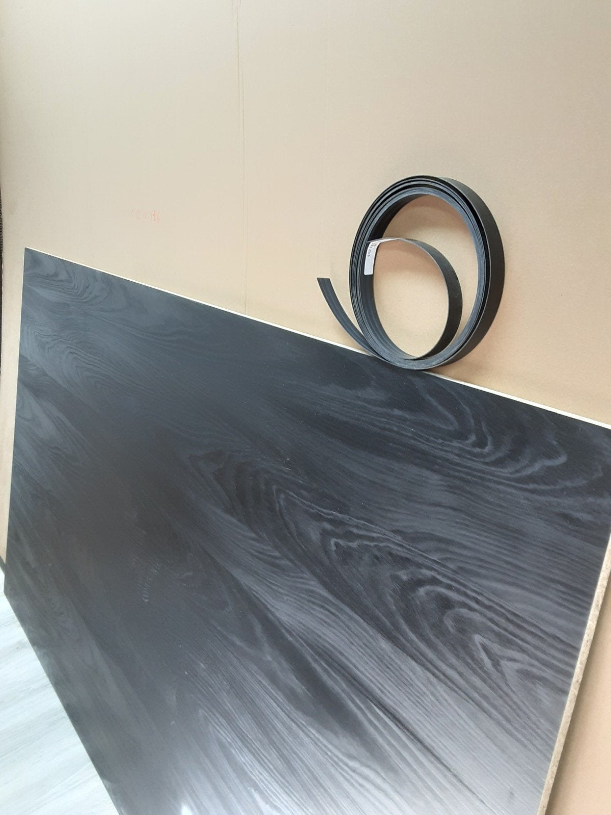 Nieuwe zwarte decor restplaat Decolegno, Doe-het-zelf en Verbouw, Ophalen, Nieuw, HPL, Minder dan 20 mm