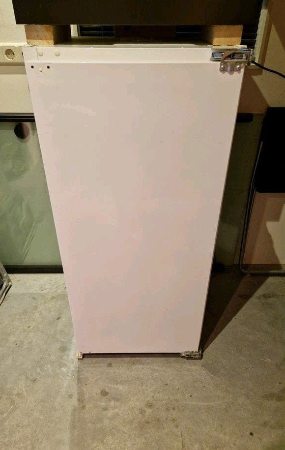 Bauknecht inbouw koelkast, Ophalen, Zonder vriesvak, 120 tot 140 cm, 200 liter of meer