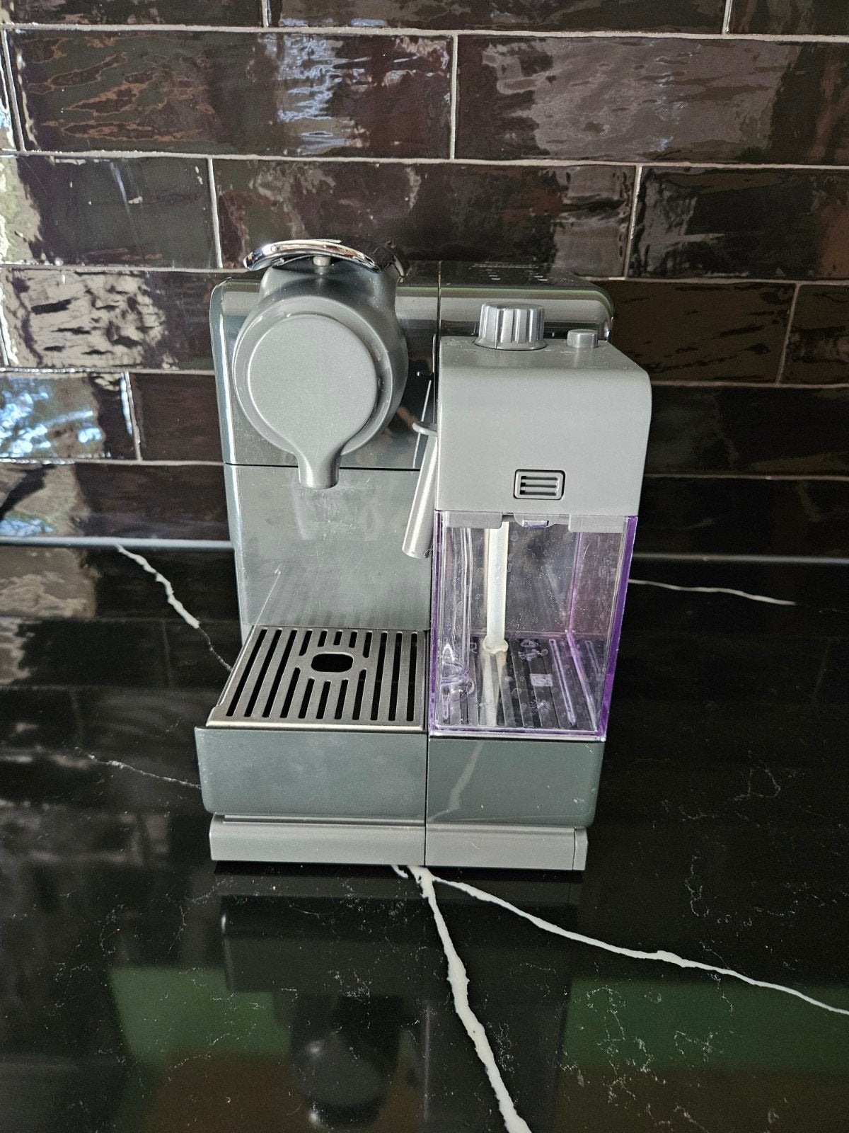 Nespresso lattissima touch koffiezetapparaat, Ophalen of Verzenden, Koffiemachine