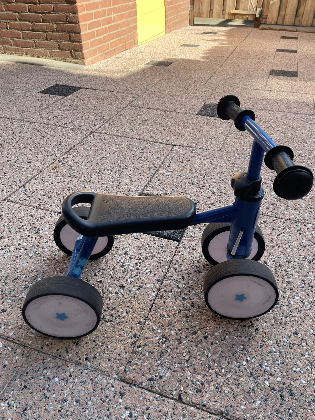 Blauwe loopfiets, Ophalen, Gebruikt, Loopfiets