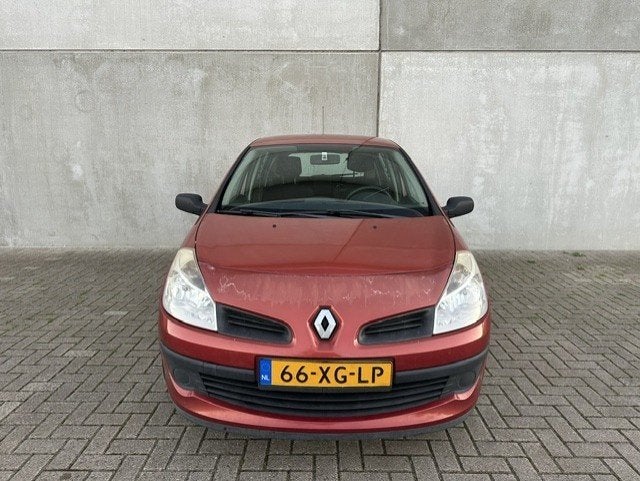 Renault Clio 1.4-16V Authentique, Gebruikt, Handgeschakeld, 1120 kg, Euro 4