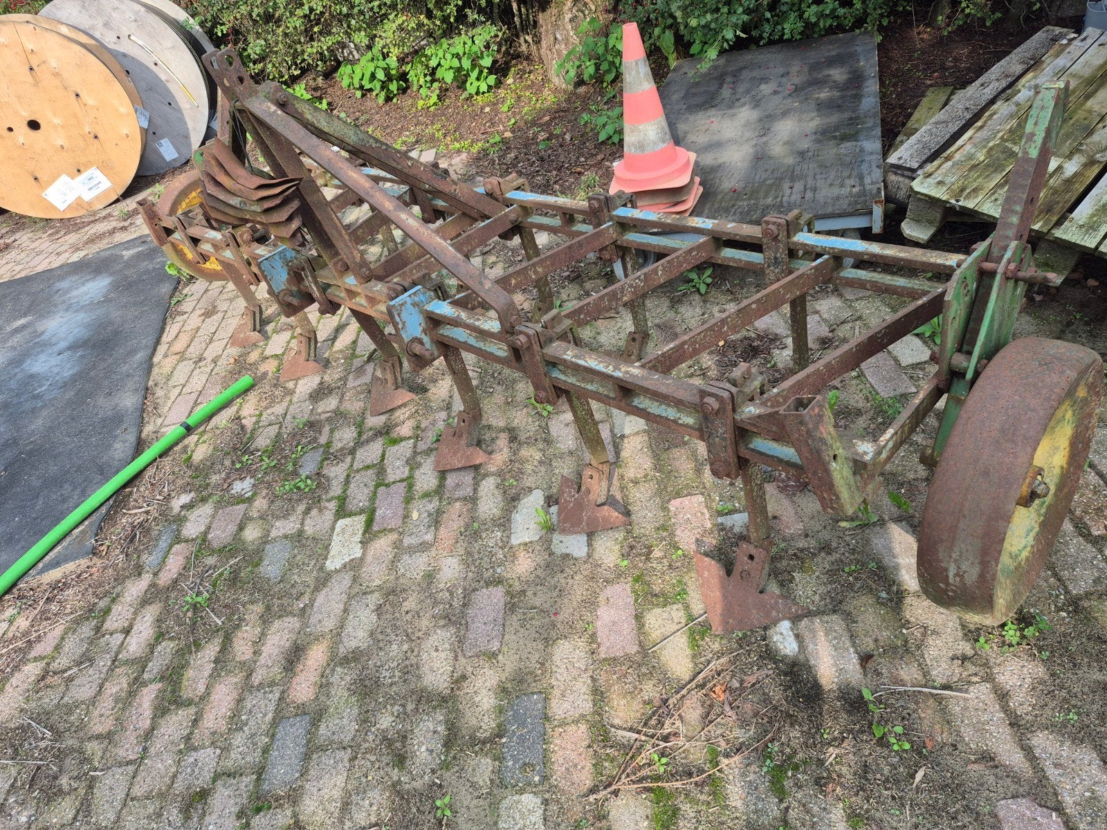 te koop diepwoeler 4 meter breed, Ophalen of Verzenden
