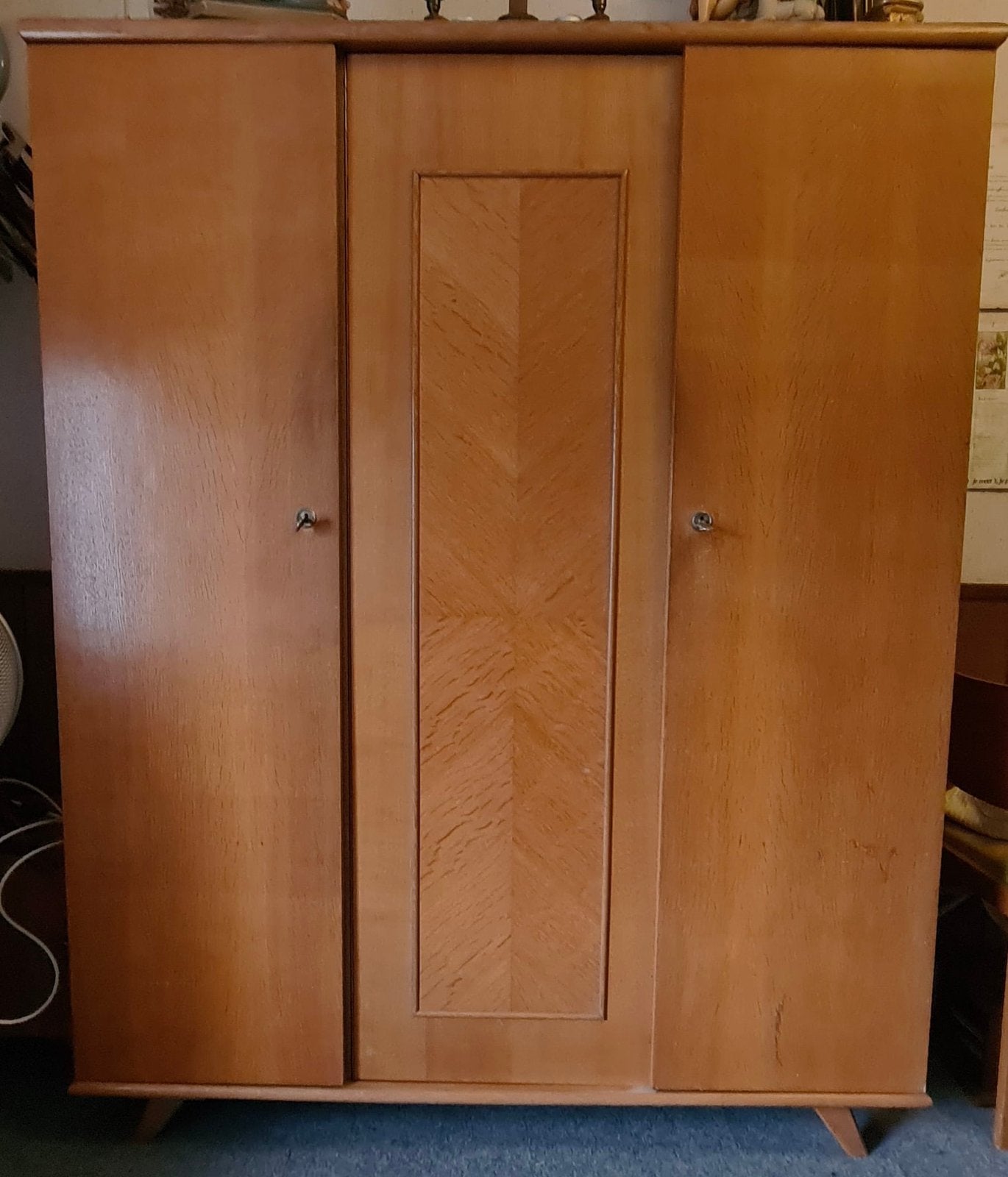 Midcentury NOVUM kledingkast linnenkast kast vintage retro, Antiek en Kunst, Ophalen