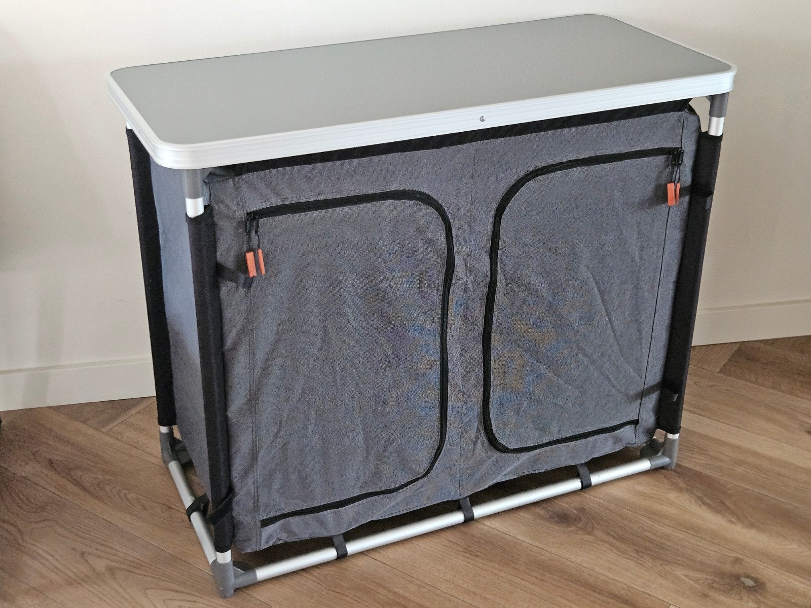 Obelink Toulon Luxe kast / campingkast - Grey (Avignon Alu), Caravans en Kamperen, Kampeermeubelen, Ophalen, Campingkast