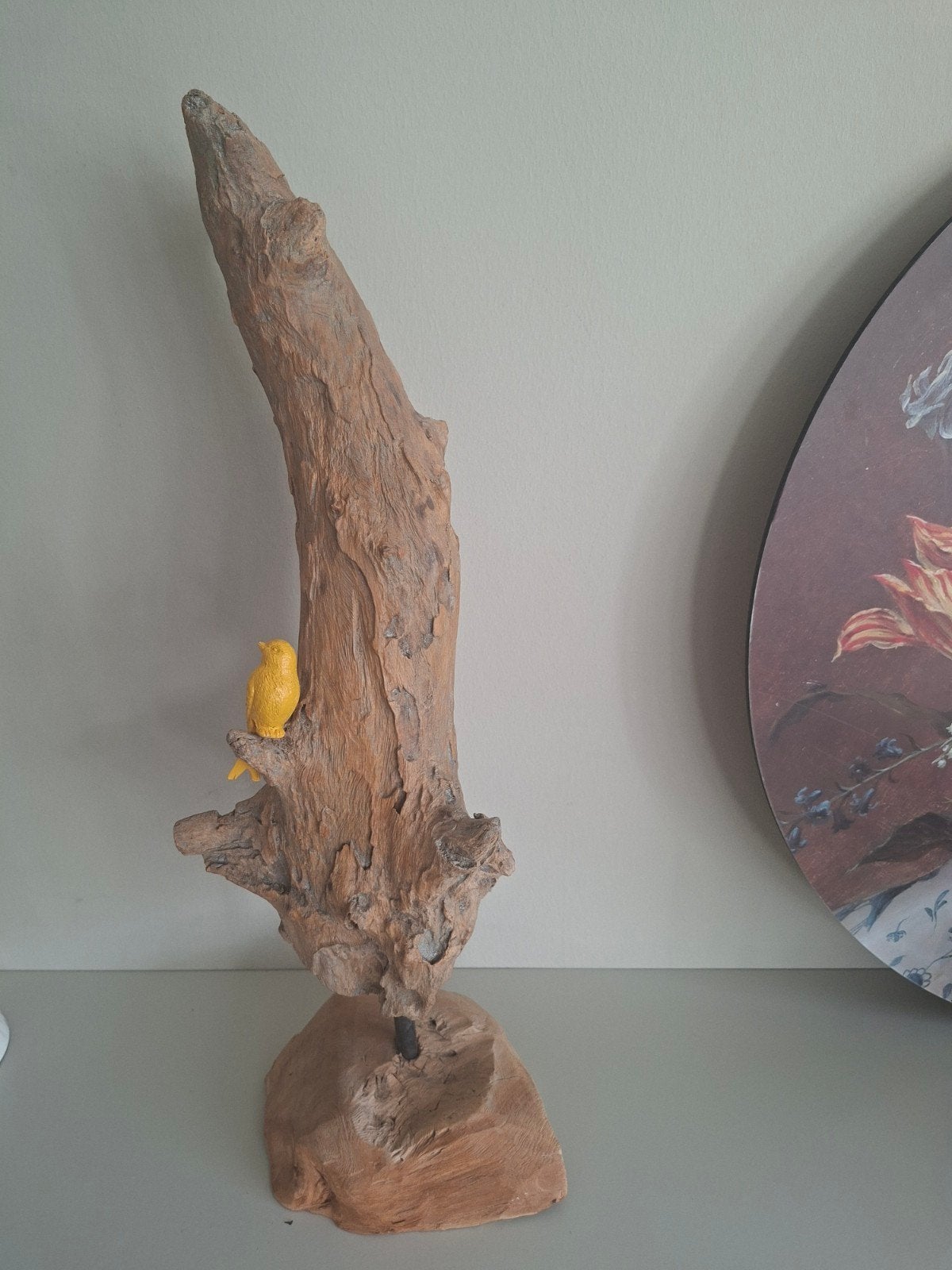 Uniek decoratief stuk: drijfhout met geel vogeltje, Huis en Inrichting, Hout, Ophalen of Verzenden, Bruin, Landelijk