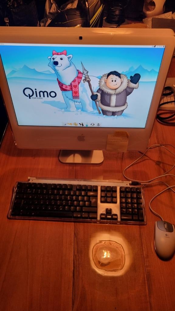 iMac A1207 met educatieve Linux distributie, Computers en Software, Apple Desktops, Gebruikt, iMac, 2 tot 3 Ghz, Ophalen of Verzenden