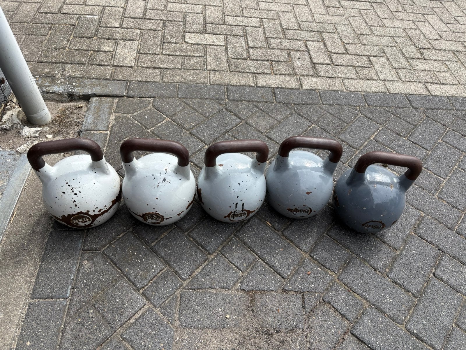 Competition kettlebells 8-24 kg kettlebell, Sport en Fitness, Fitnessmaterialen, Gebruikt, Gewichten, Kettlebells, Kettlebell