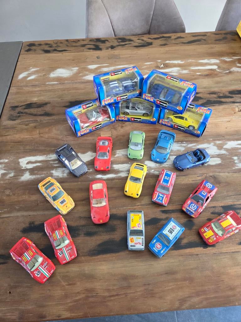 Bburago 20 auto's, Ophalen of Verzenden, Auto, Overige merken
