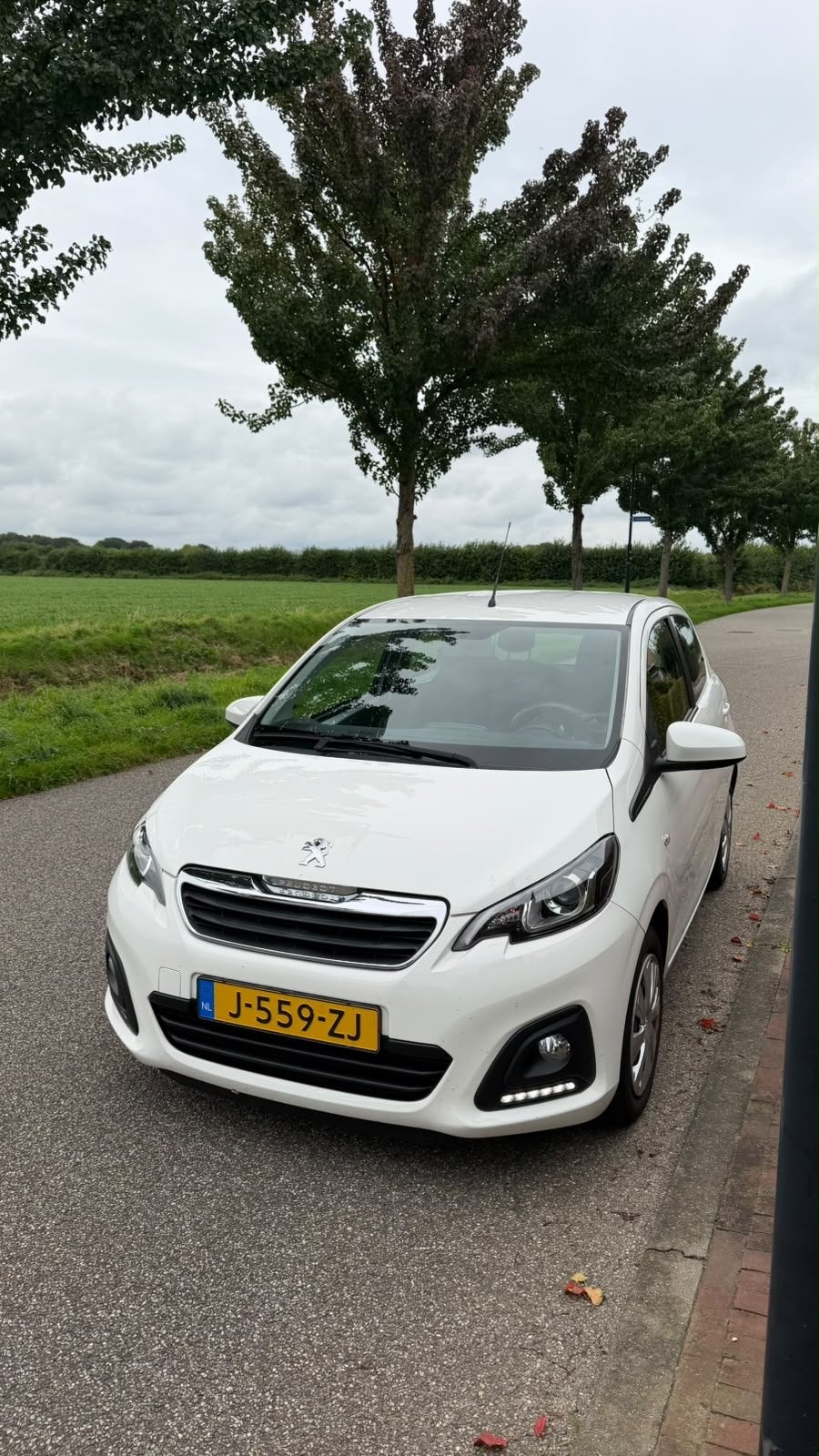 Peugeot 108 5-drs, Nieuwe APK, Auto's, Stof, Zwart, 4 stoelen, Wit