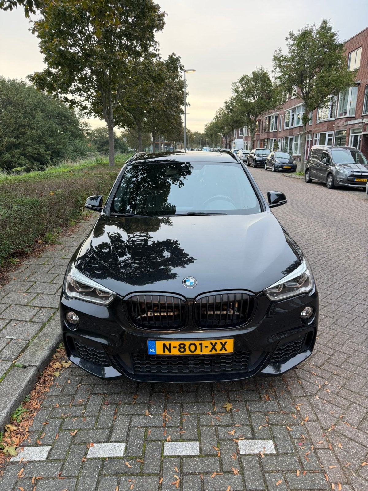 BMW X1 Sdrive20i 192pk Aut 2018 Zwart *Carplay * DEALER ONDH, Auto's, 1998 cc, 1800 kg, Zwart, Particulier