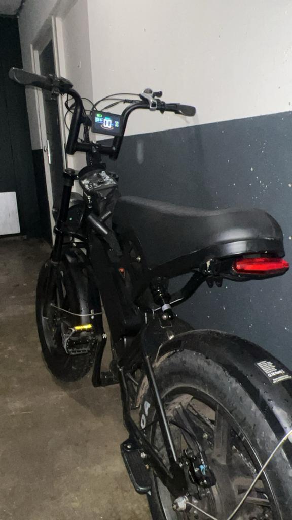 Fatbike v20 promet kleine krasjes, remmen defect, rijdt goed, 59 cm of meer, Ophalen, Gebruikt, Overige merken
