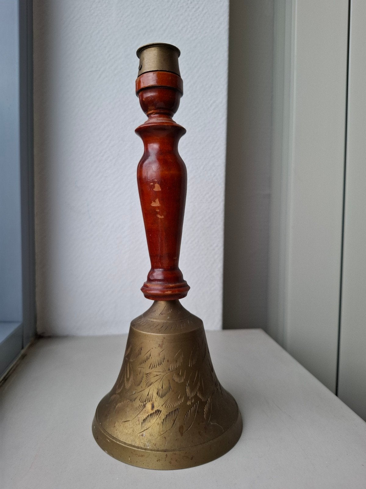 koperen/messing tafelbel met houten handvat, Ophalen of Verzenden