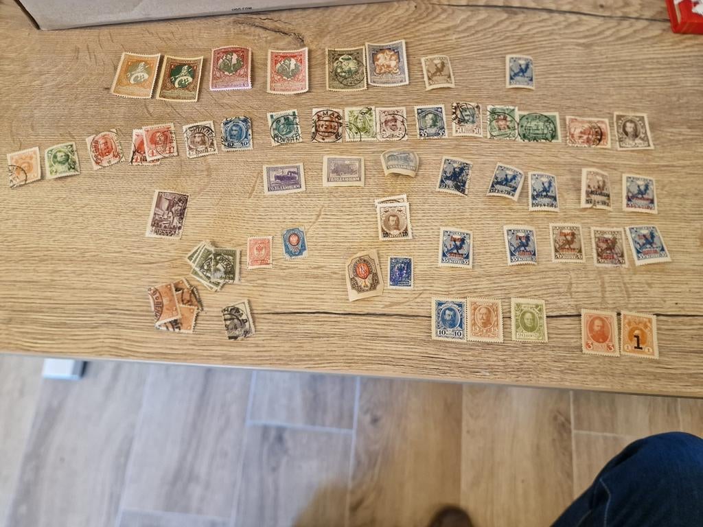 Verzameling oude postzegels Rusland en Oekraine, Ophalen of Verzenden