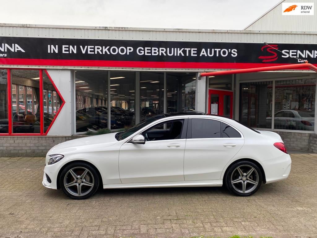 Mercedes-Benz C-klasse 180 AMG pakket - Pano - Burmester - I, Auto's, Achterwielaandrijving, Gebruikt, Wit, Bedrijf
