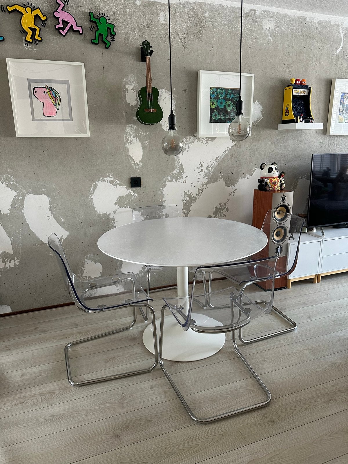 IKEA DOCKSTA eettafel + tafelbeschermer, Huis en Inrichting, Tafels | Eettafels, Ophalen, Kunststof, Gebruikt, 100 tot 150 cm