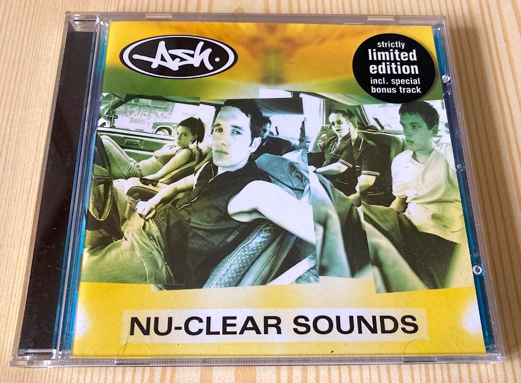 CD Ash - Nu-Clear Sounds (rock, alternative), Ophalen, Zo goed als nieuw