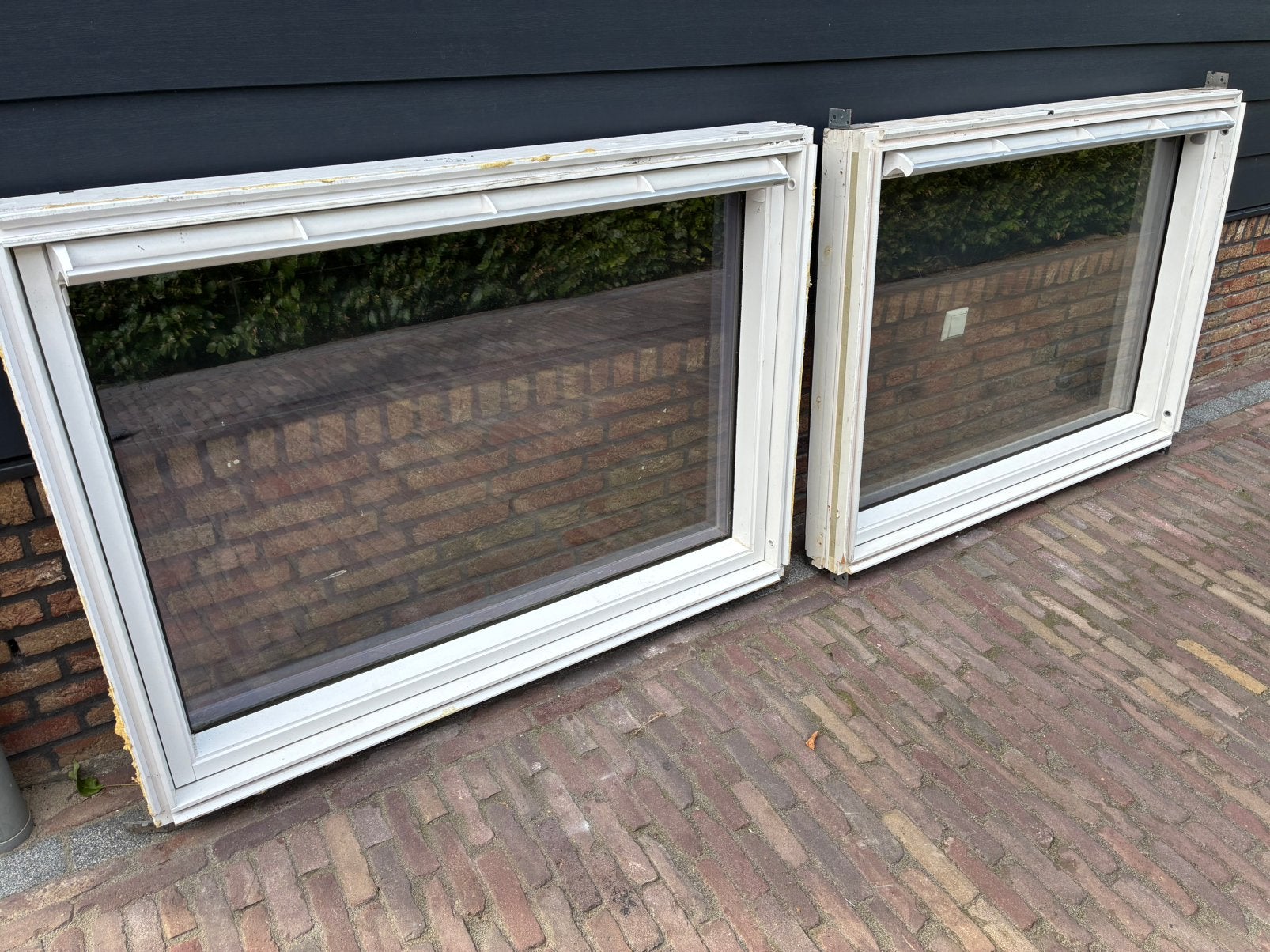 2xVELUX UK04 wit dakraam 98x134 zolderraam kantelraam, Ophalen of Verzenden, Zo goed als nieuw