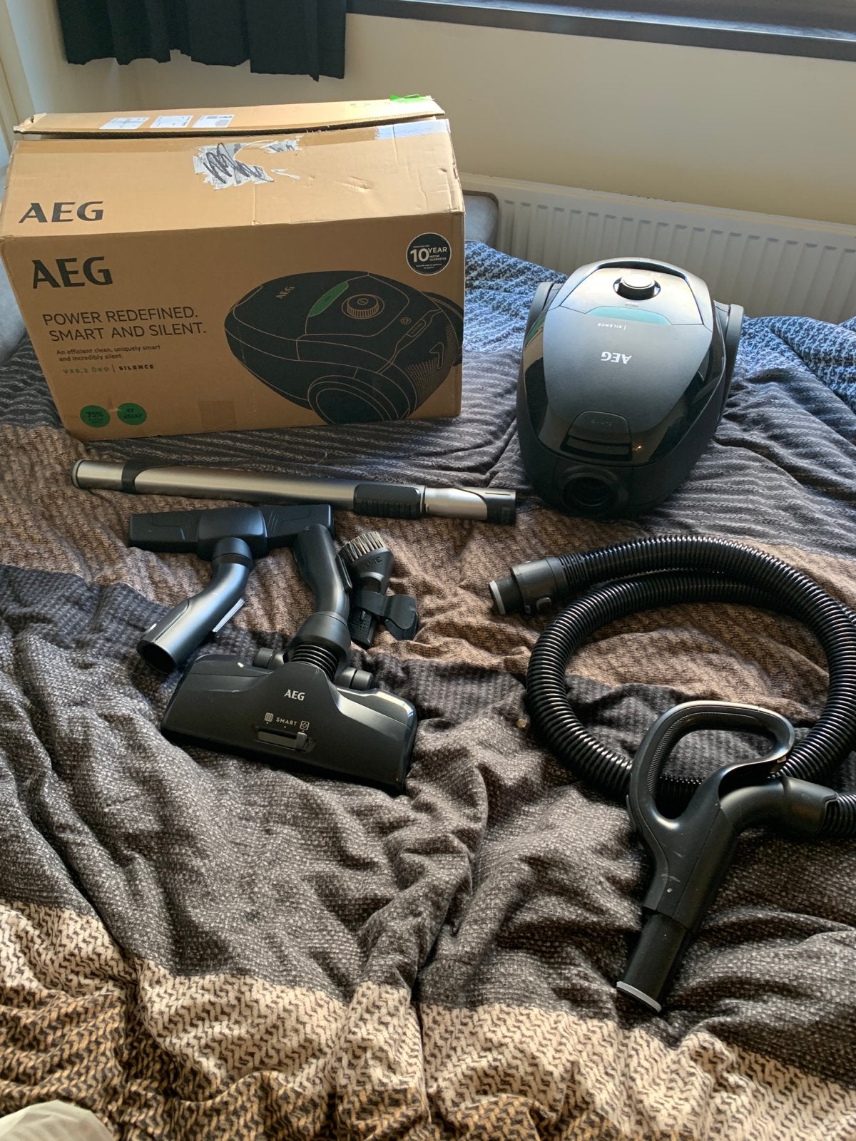 AEG VX8.2 Silence sledestofzuiger - Zo goed als nieuw, Zo goed als nieuw, Sledestofzuiger, AEG, Stille werking