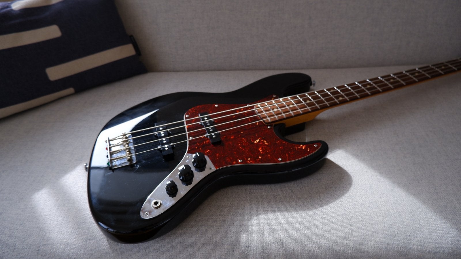 Suhr Classic J Pro - topklasse jazzbass, Muziek en Instrumenten, Ophalen, Zo goed als nieuw, Elektrisch