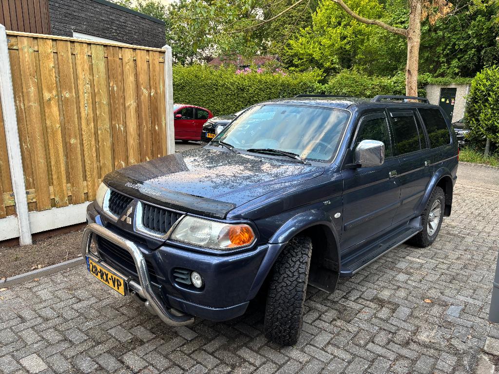 Mitsubishi Pajero Sport 3.0 V6 AUT 2005 LPG, Automaat, Zwart, Blauw, Particulier