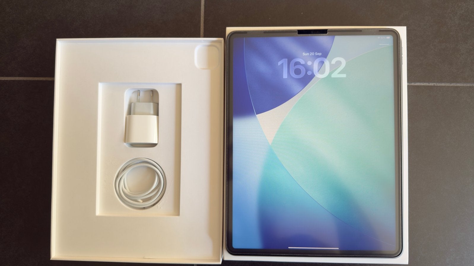 iPad Pro M2 12.9" 256GB - Set:Cover, Keyboard, Pencil,screen, Ophalen of Verzenden, Zo goed als nieuw