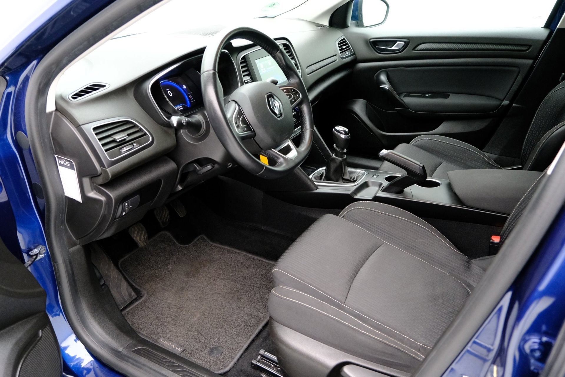 Foto 3 van Renault Mégane 1.3 TCe Zen 5-drs Navi|Clima|Cruise|Trekhaak