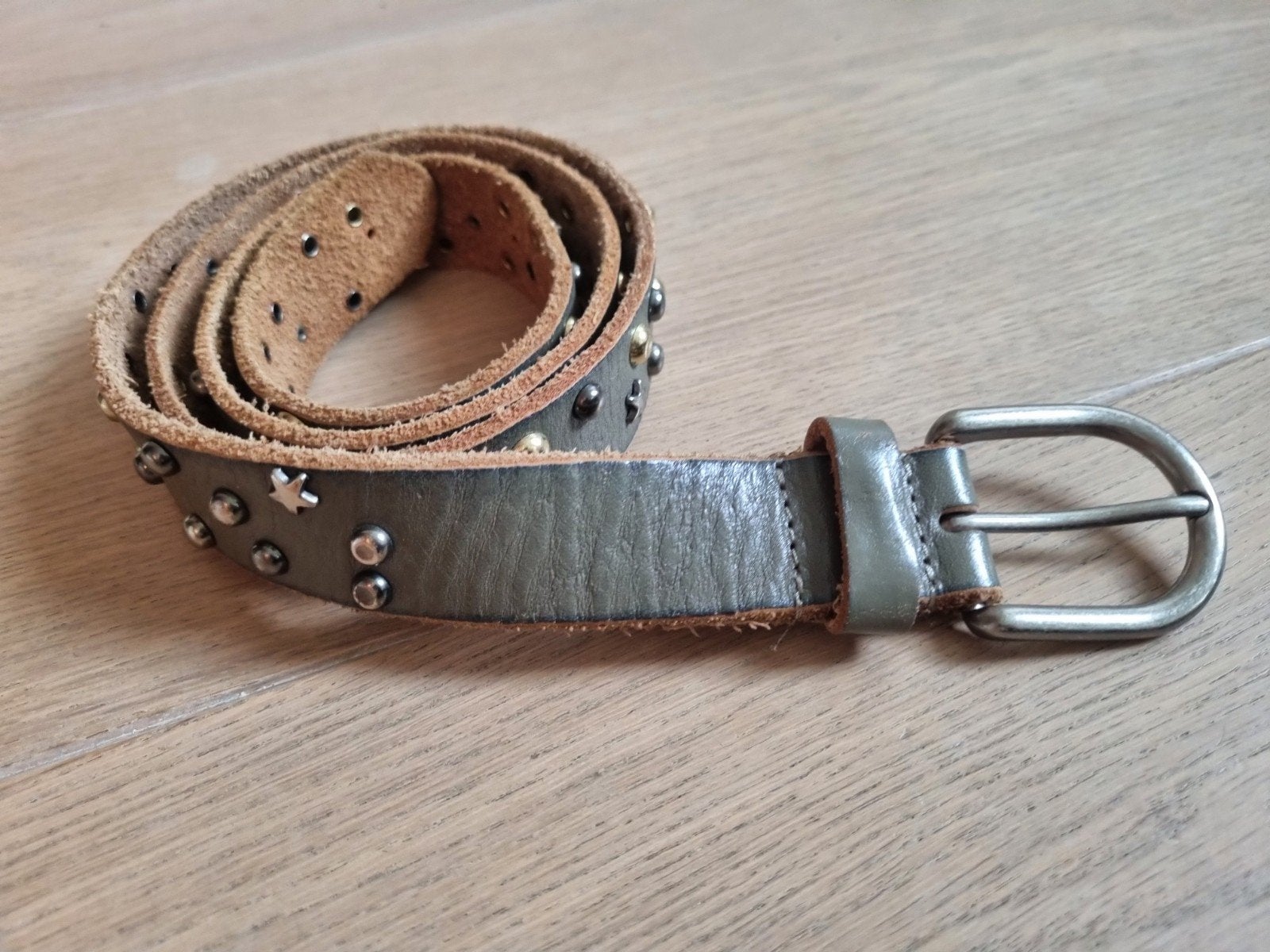 Cowboysbelt leren riem met studs - maat 95, Kleding | Dames, Overige kleuren, Echt leder, 90 tot 100 cm, Ophalen of Verzenden