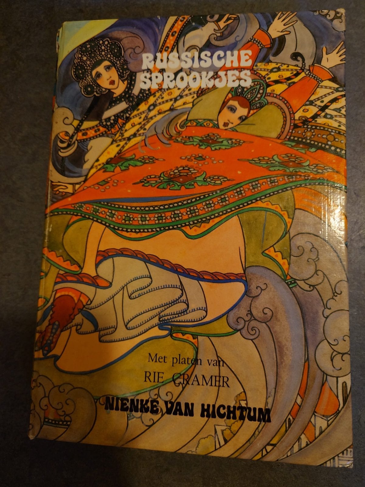 Russische Sprookjes - Rie Cramer & Nienke van Hichtum, Ophalen of Verzenden, Gelezen