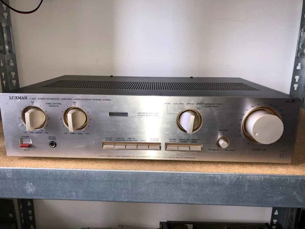 Luxman versterker L 200, Audio, Tv en Foto, Versterkers en Receivers, Gebruikt, Stereo, Minder dan 60 watt, Overige merken, Ophalen of Verzenden