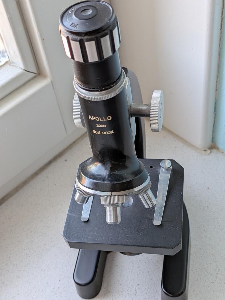 Vintage Apollo Microscoop 50x-900x met Houten Kist, Audio, Tv en Foto, Optische apparatuur | Microscopen, Ophalen of Verzenden