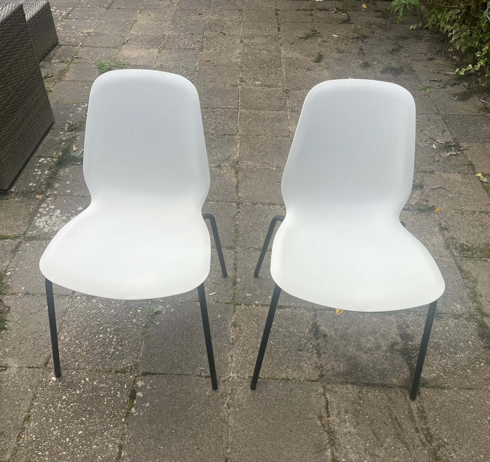 Ikea stoelen 2 stuks, Ophalen, Zo goed als nieuw, Kunststof