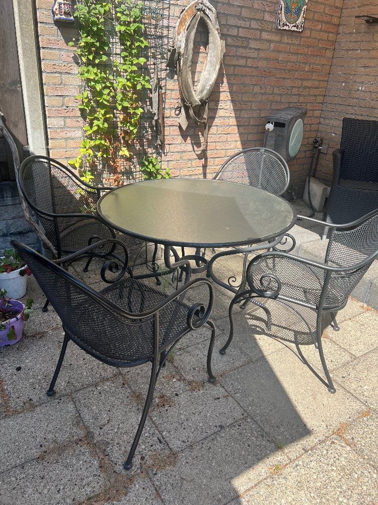 Zwart metalen tuinset met 4 stoelen en ronde tafel, Ophalen, Gebruikt, Tuinset, Eettafel