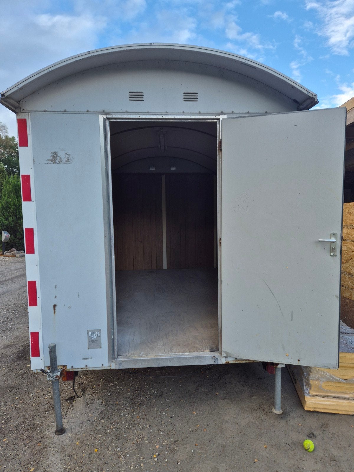 Robuuste bouwkeet / schaftwagen te koop, Ophalen, Gebruikt