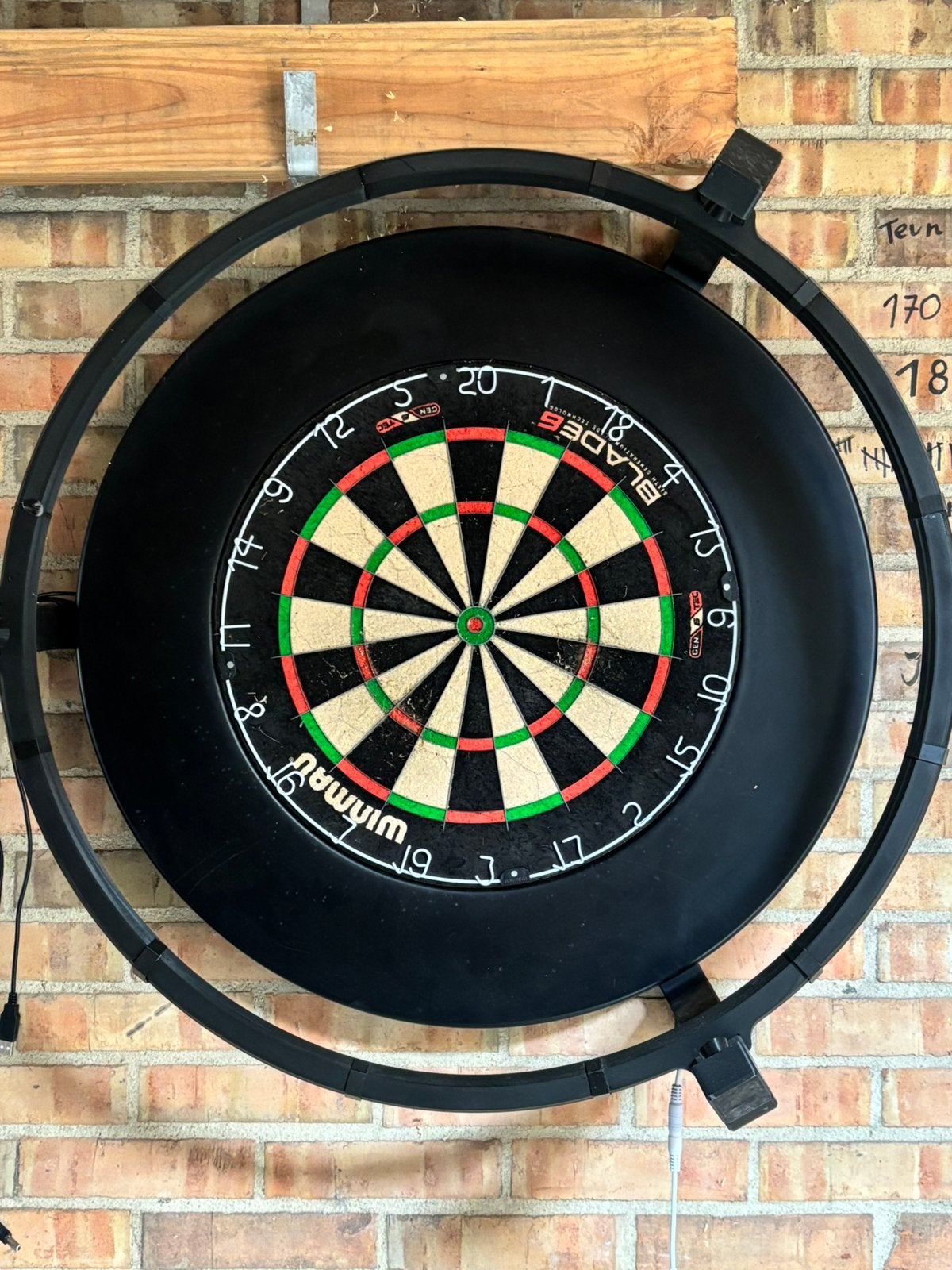Autodarts, Ophalen, Zo goed als nieuw, Dartbord