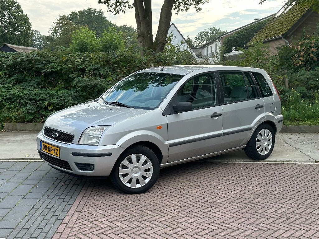 Ford Fusion 1.4 16V Luxury AUTOMAAT 2003 71.000 km, Metallic lak, 40 €/maand, Origineel Nederlands, Grijs