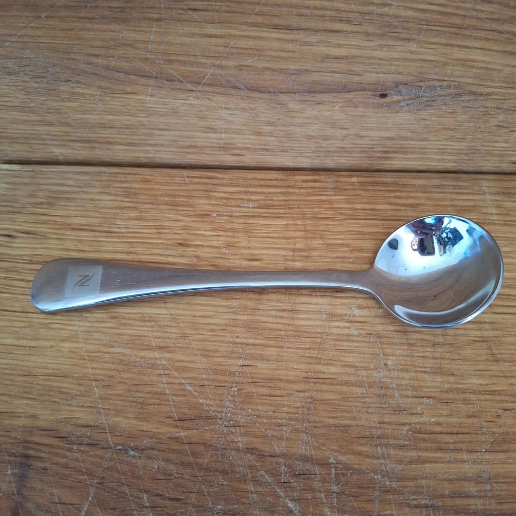 Nespresso koffie lepel 15 cm breed, kom is 4 cm cappuccino, Huis en Inrichting, Keuken | Bestek, Ophalen of Verzenden, Zo goed als nieuw