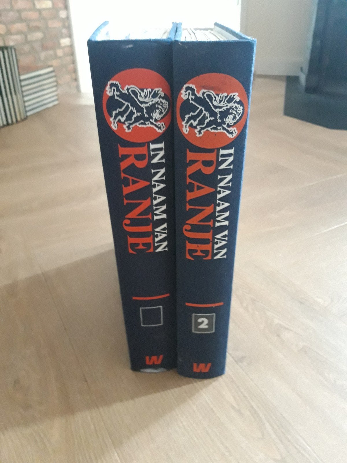 In Naam van Oranje - Complete set van 2 boeken, Ophalen of Verzenden, 20e eeuw of later, Zo goed als nieuw