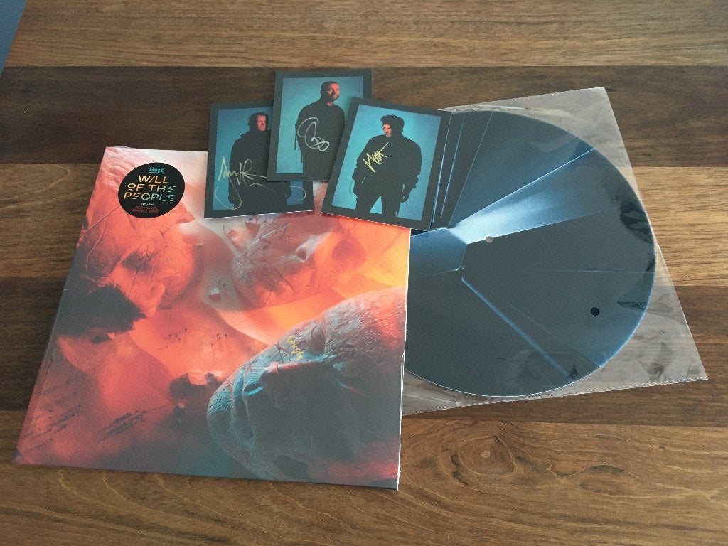 Vinyl LP Muse Will Of The People REDBLACK + Slipmat & SIGNED, Boxset, Ophalen of Verzenden, Nieuw in verpakking, 12 inch