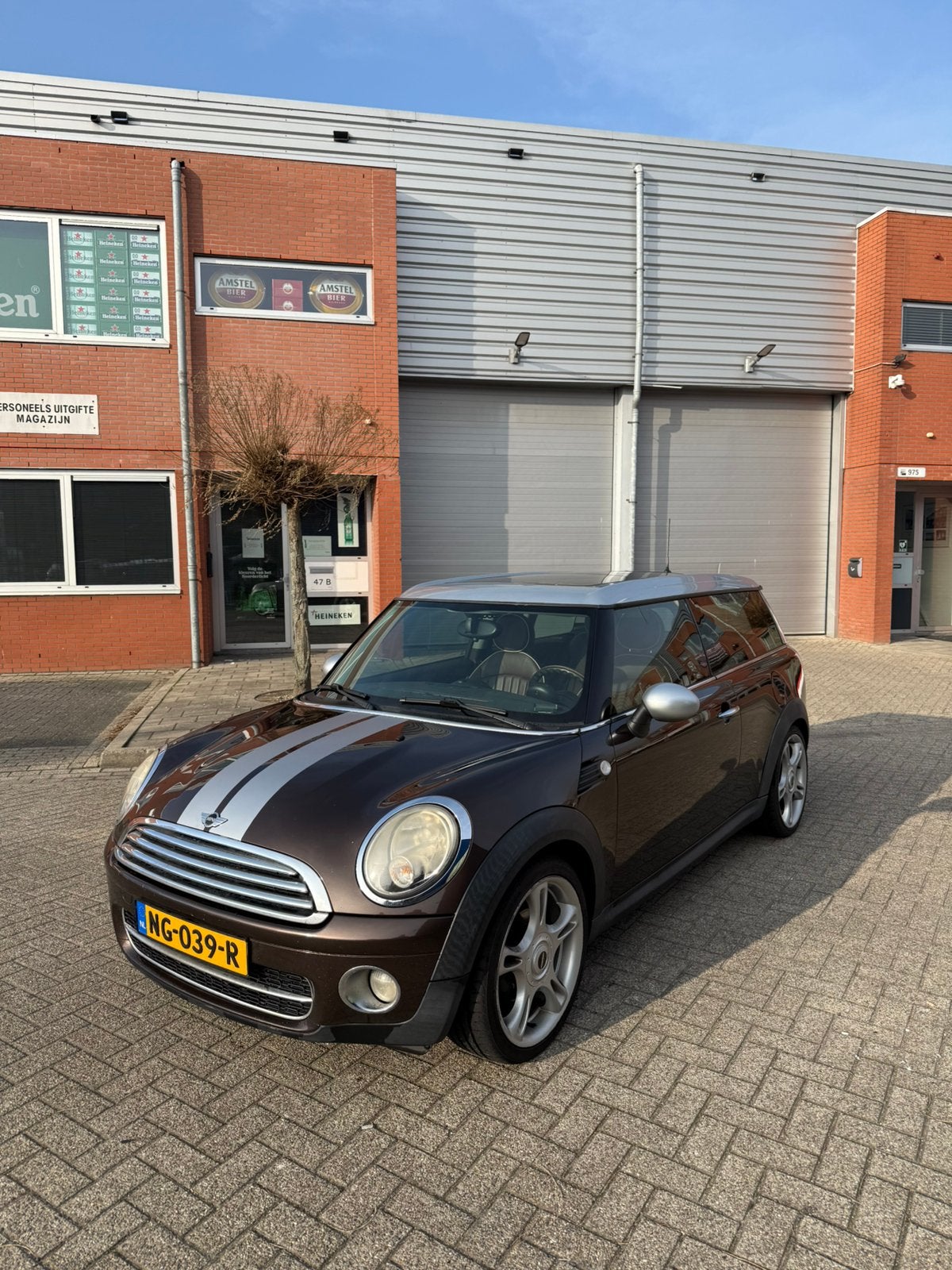 Mini Clubman 1.6 D FULL OPTIONS, Auto's, Mini, Voorwielaandrijving, 4 cilinders, Bruin, 4 stoelen