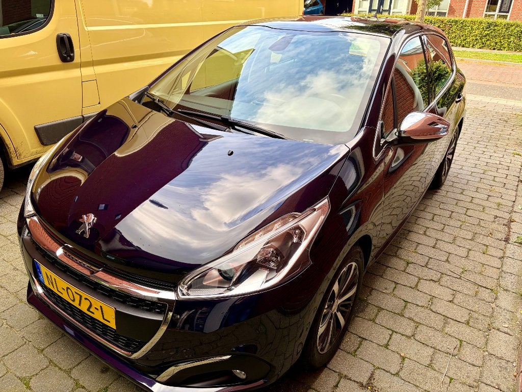 Peugeot 208 1.2 VTI 81KW/110PK 5-D 2017 Blauw, Voorwielaandrijving, Stof, 40 €/maand, Blauw