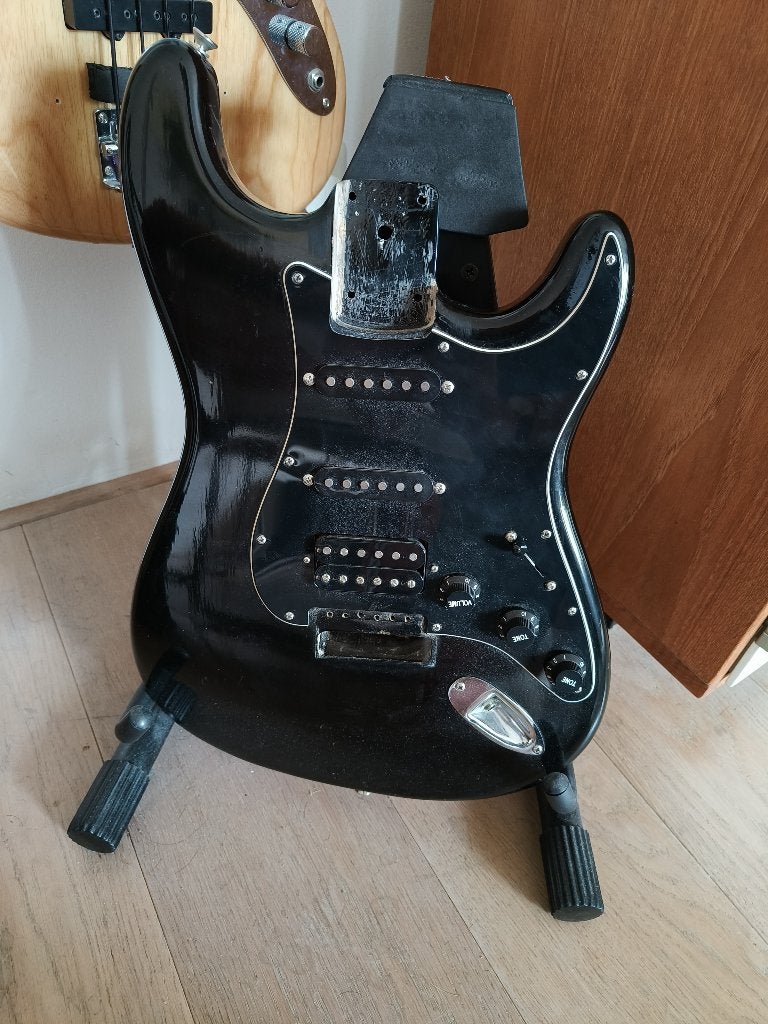 Loaded stratocaster body, Ophalen of Verzenden, Gebruikt, Elektrische gitaar