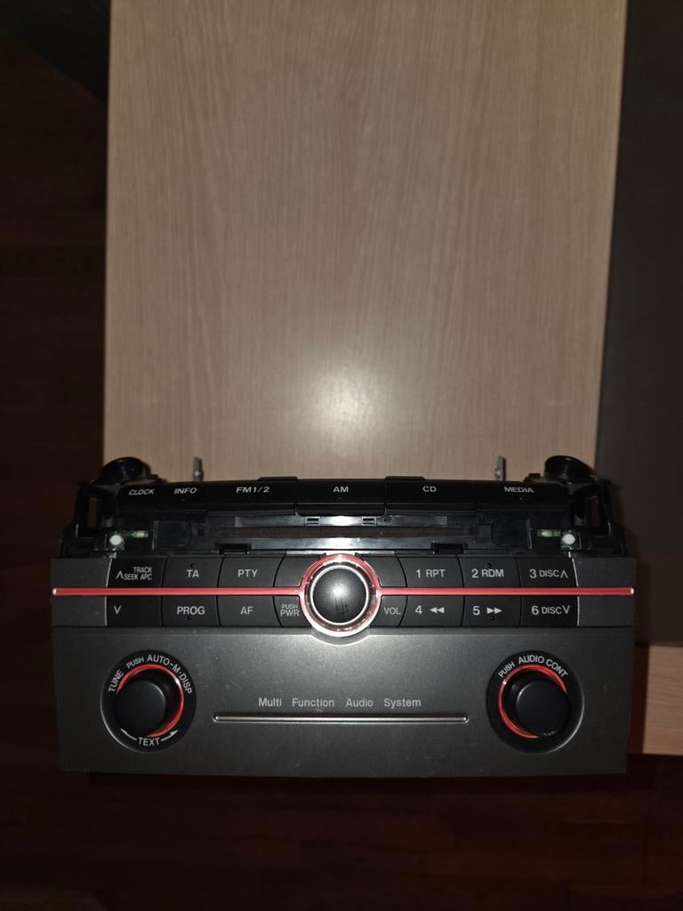 Originele Mazda 3 radio - Perfecte staat, Auto diversen, Autoradio's, Ophalen of Verzenden